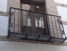 Balc&oacute;n, fachada principal.&nbsp;